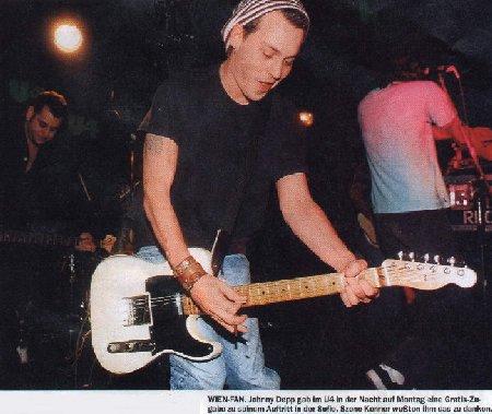 JoHnNy DePp et lA MuSiQuE